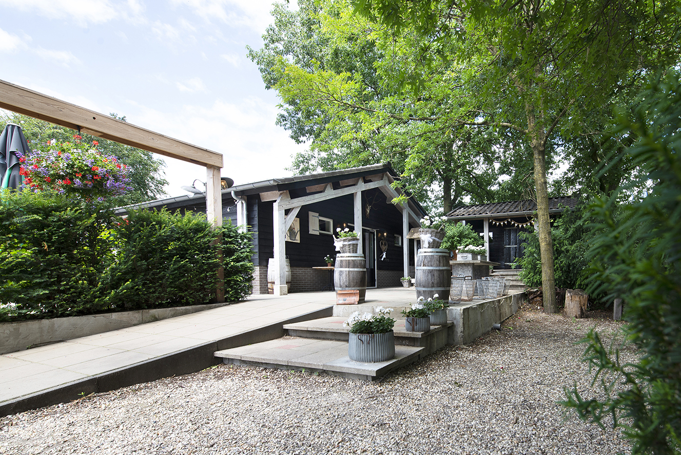 Entree gebouwen-2_De Heihut_WEBLOW