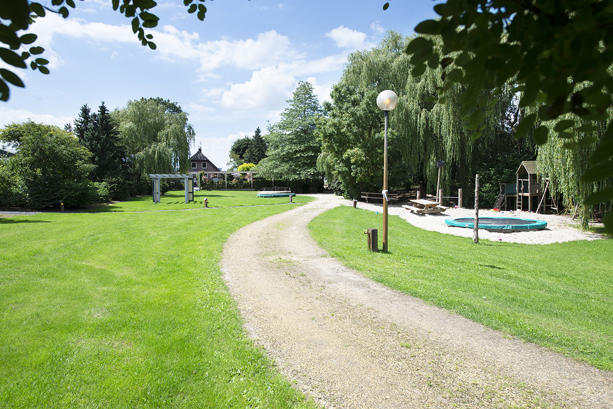 Tuinzicht-3_De Heihut_WEBLOW